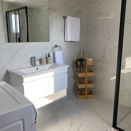 Barbaras House 度假居 下皮尔戈斯