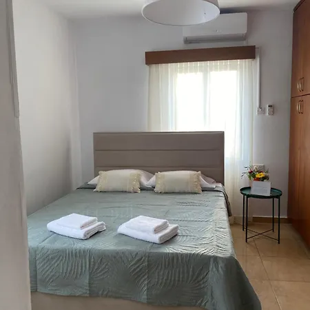 Barbaras House Kato Pyrgos